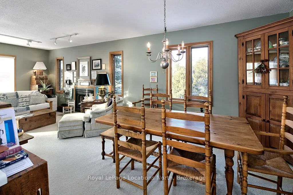 Photo 21 of 102 Fraser Crescent, Blue Mountains — HOMEH