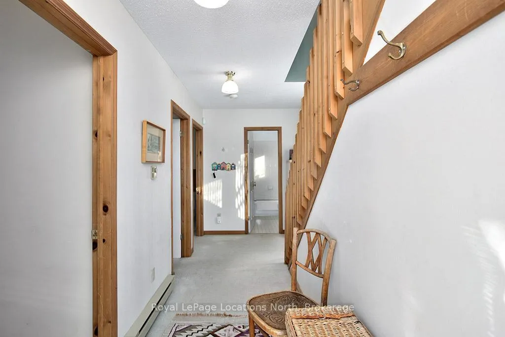 Photo 25 of 102 Fraser Crescent, Blue Mountains — HOMEH