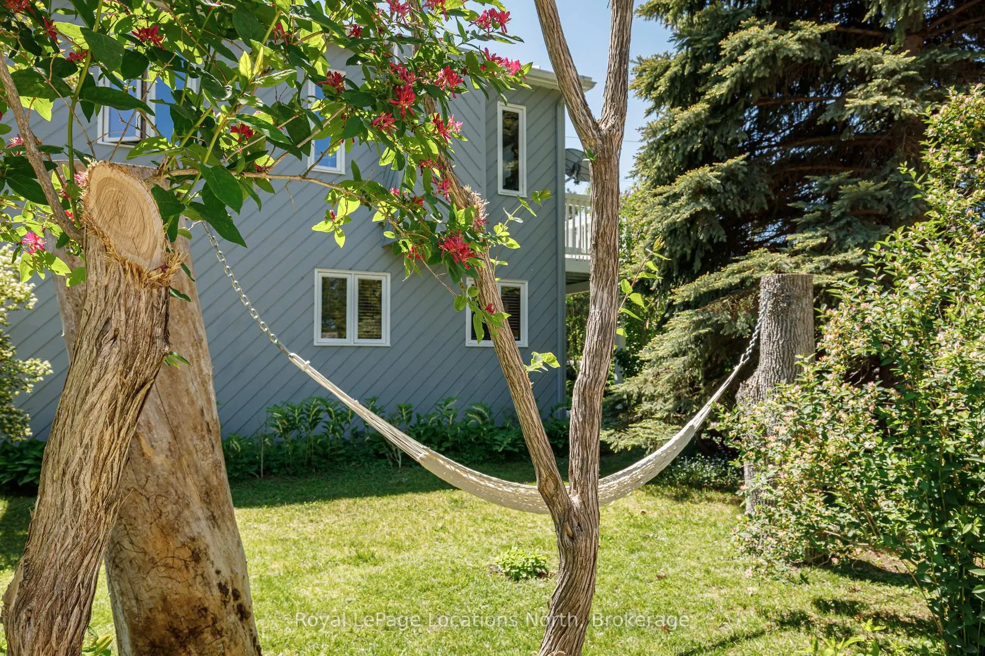 Photo 32 of 102 Fraser Crescent, Blue Mountains — HOMEH