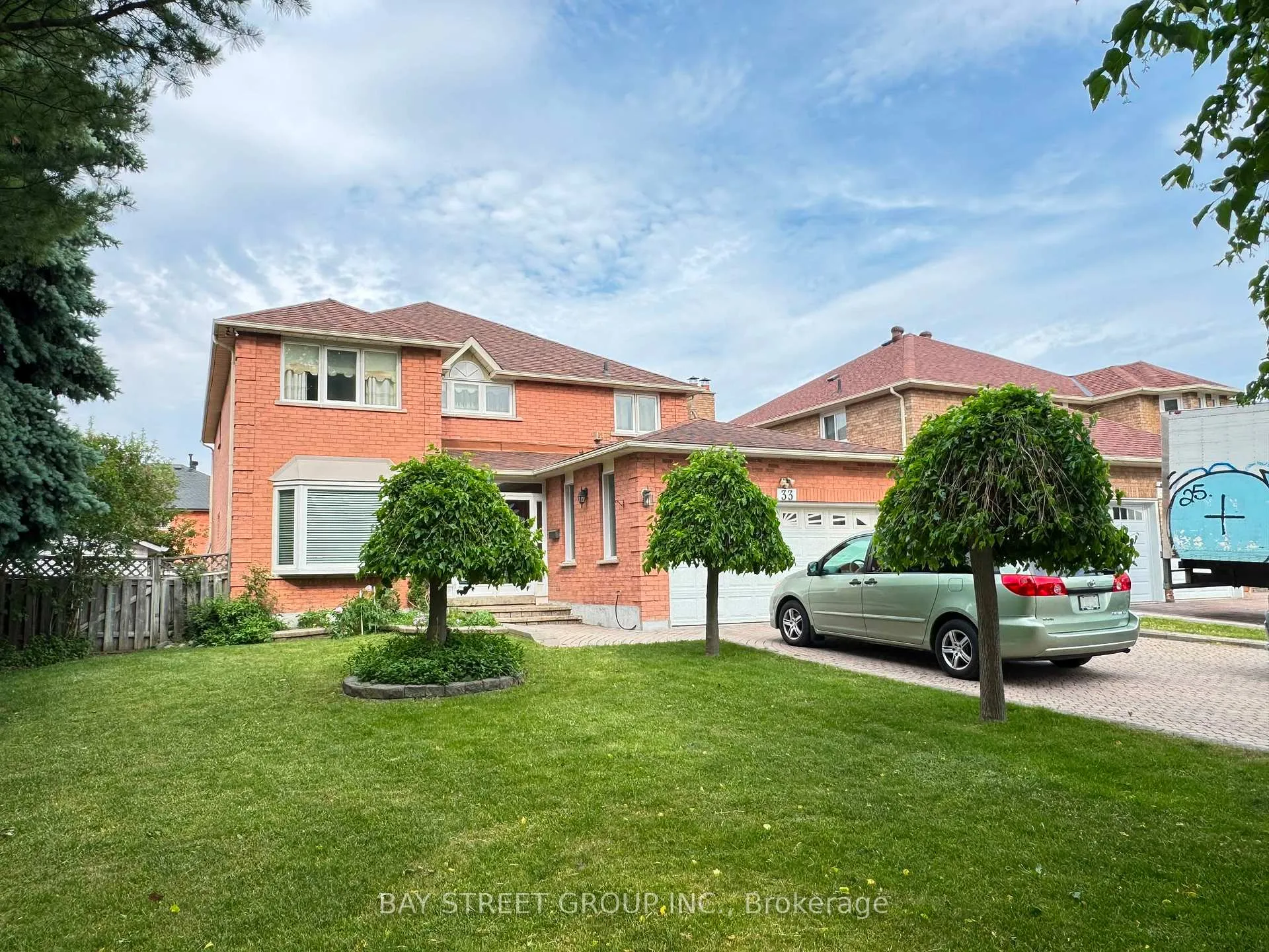 Photo 1 of 33 Northolt Crescent, Markham, Milliken Mills East — HOMEH