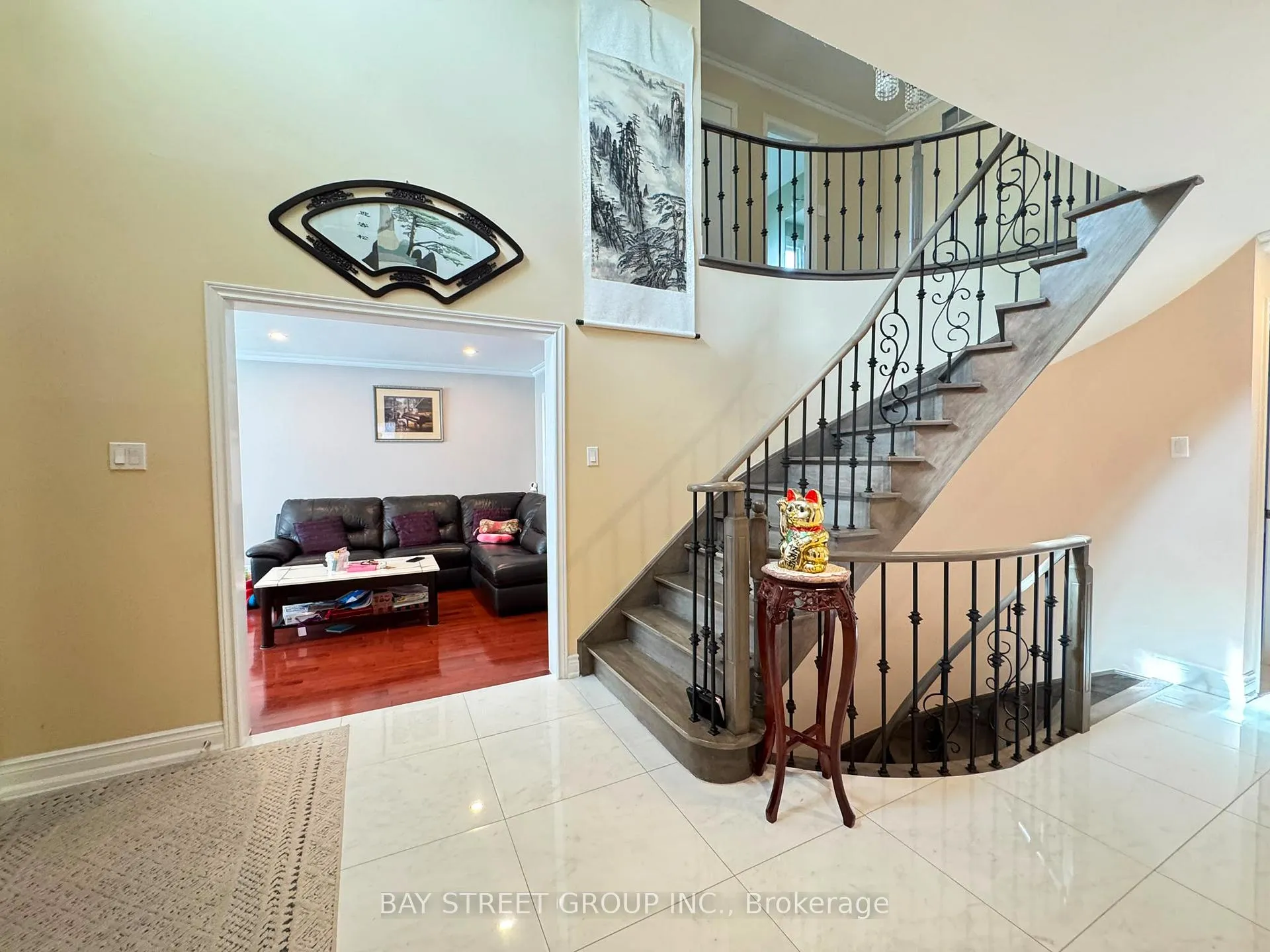 Photo 4 of 33 Northolt Crescent, Markham, Milliken Mills East — HOMEH