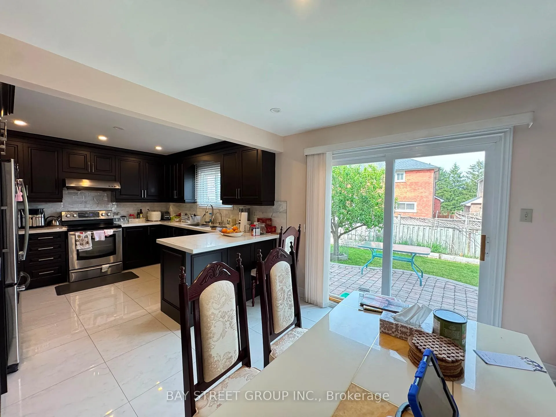 Photo 10 of 33 Northolt Crescent, Markham, Milliken Mills East — HOMEH