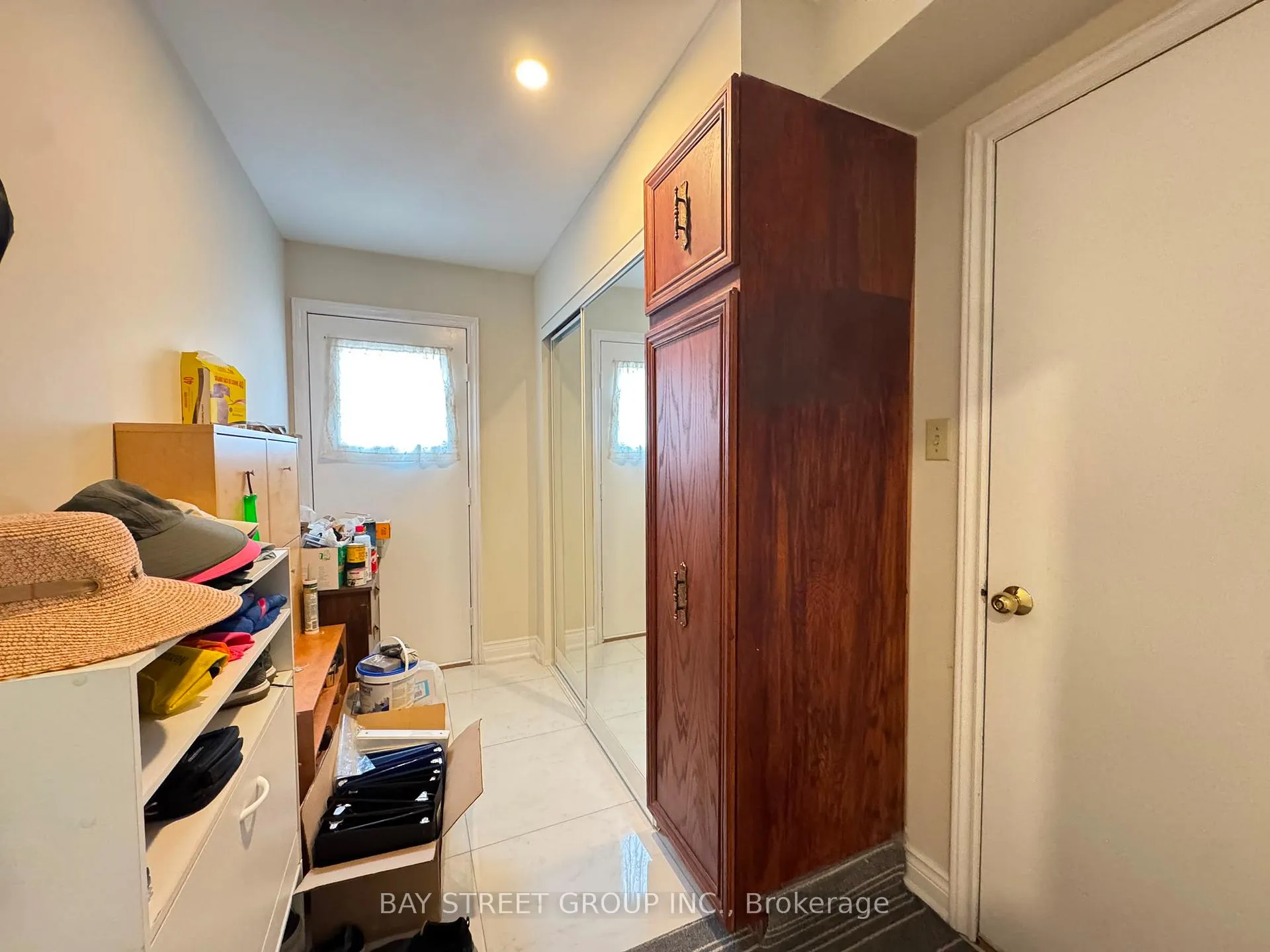 Photo 11 of 33 Northolt Crescent, Markham, Milliken Mills East — HOMEH