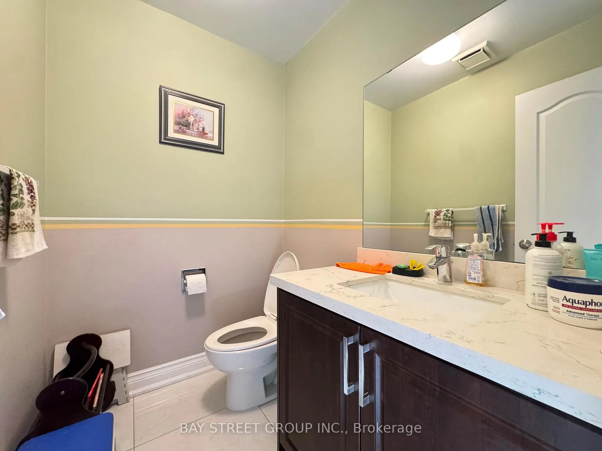 Photo 18 of 33 Northolt Crescent, Markham, Milliken Mills East — HOMEH