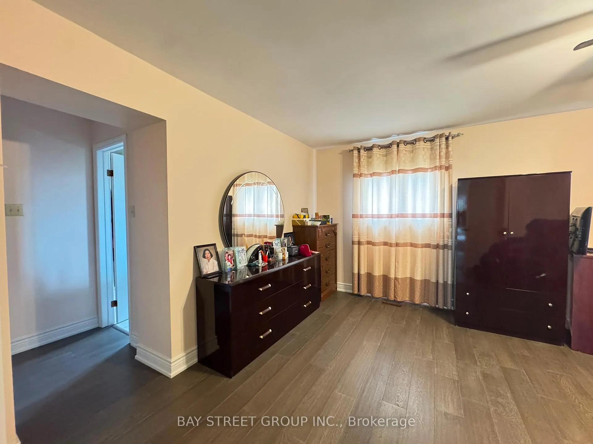 Photo 21 of 33 Northolt Crescent, Markham, Milliken Mills East — HOMEH