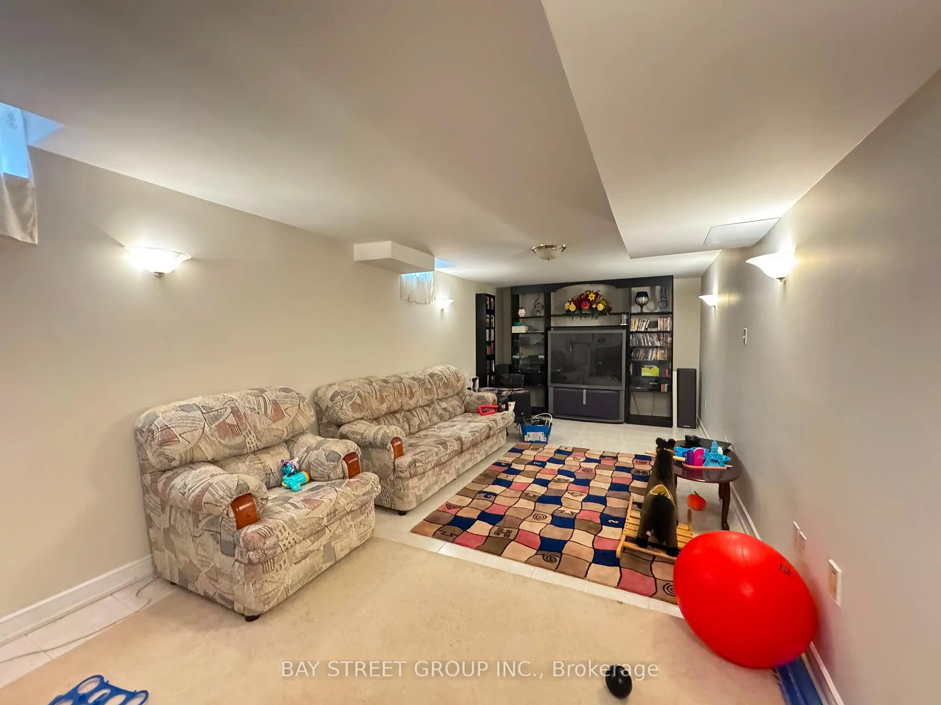 Photo 30 of 33 Northolt Crescent, Markham, Milliken Mills East — HOMEH