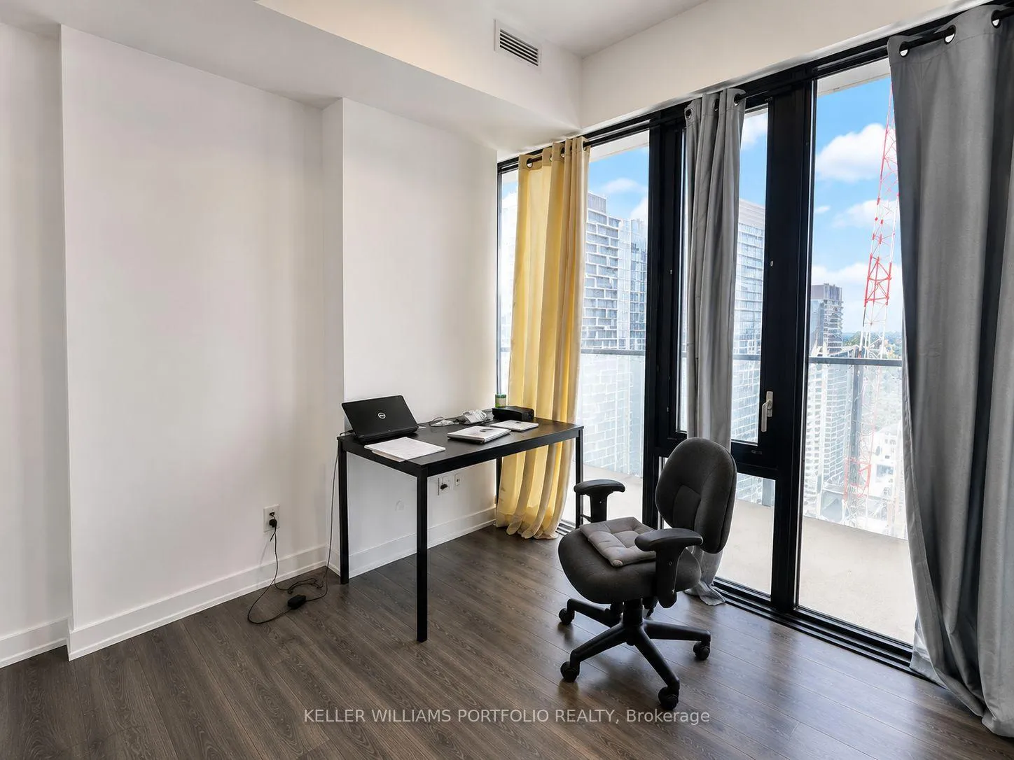 Photo 7 of Unit 3003, 161 Roehampton Avenue, Toronto, Mount Pleasant West — HOMEH