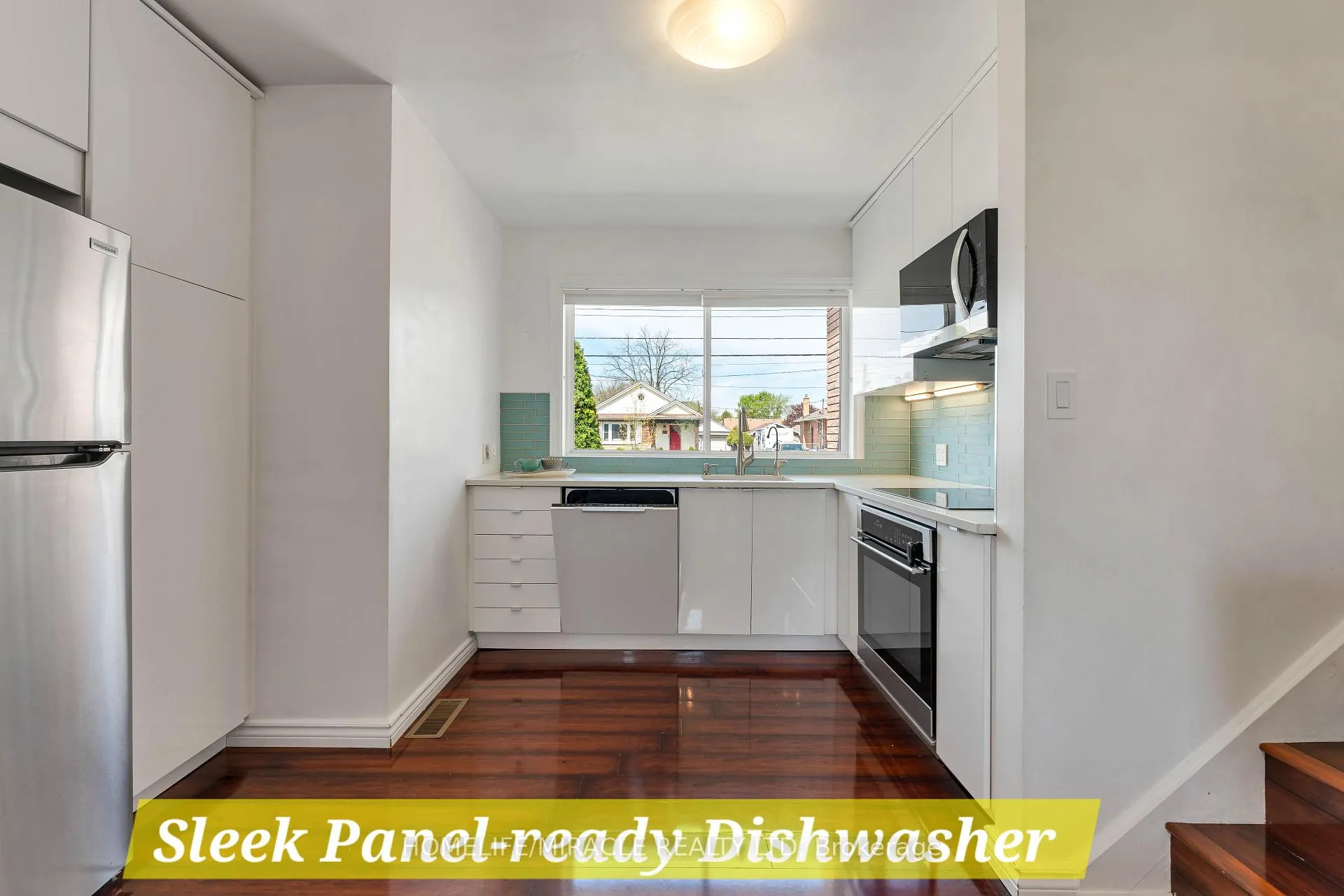 Photo 14 of 32 Durham Road, Hamilton, Stoney Creek — HOMEH