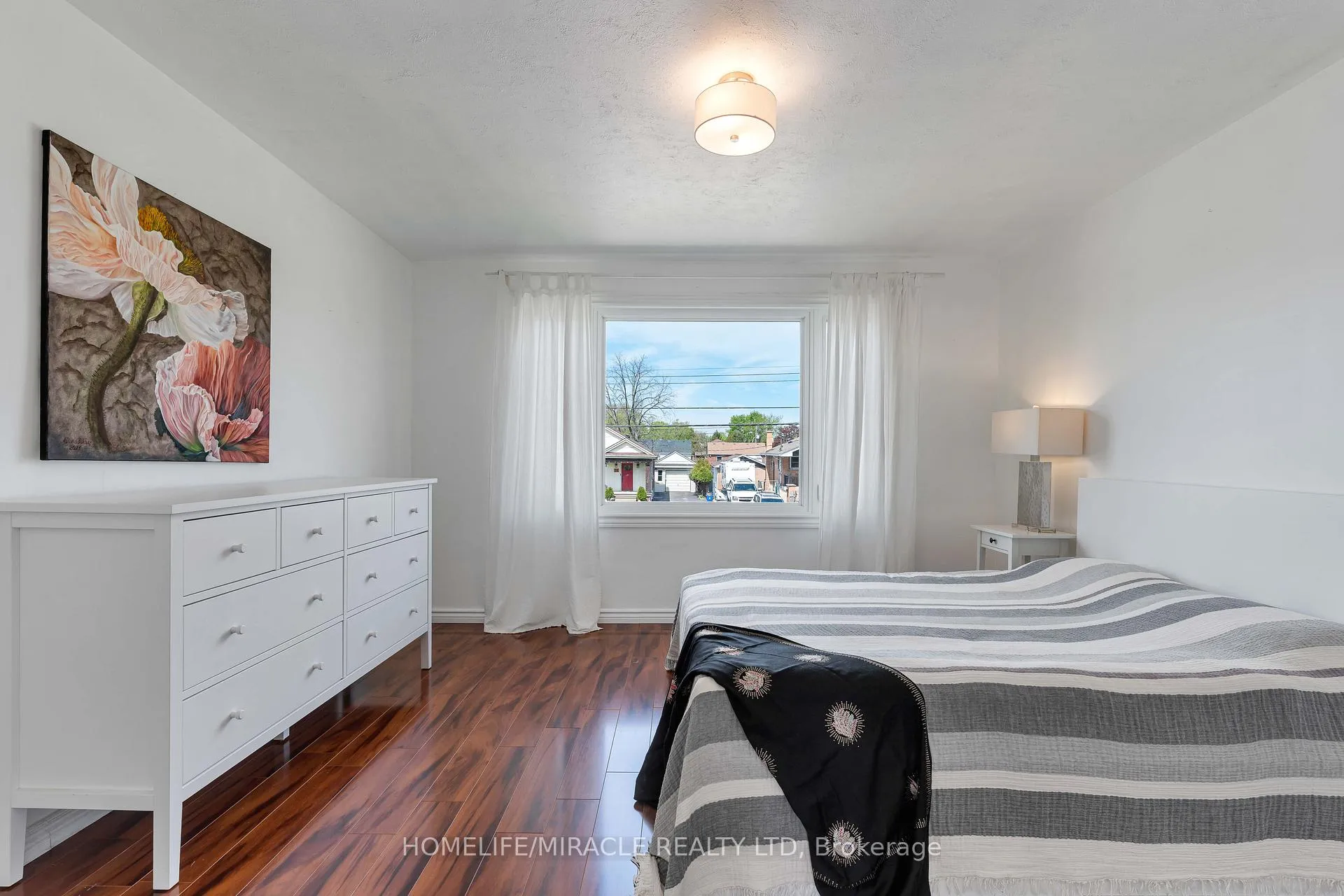 Photo 19 of 32 Durham Road, Hamilton, Stoney Creek — HOMEH