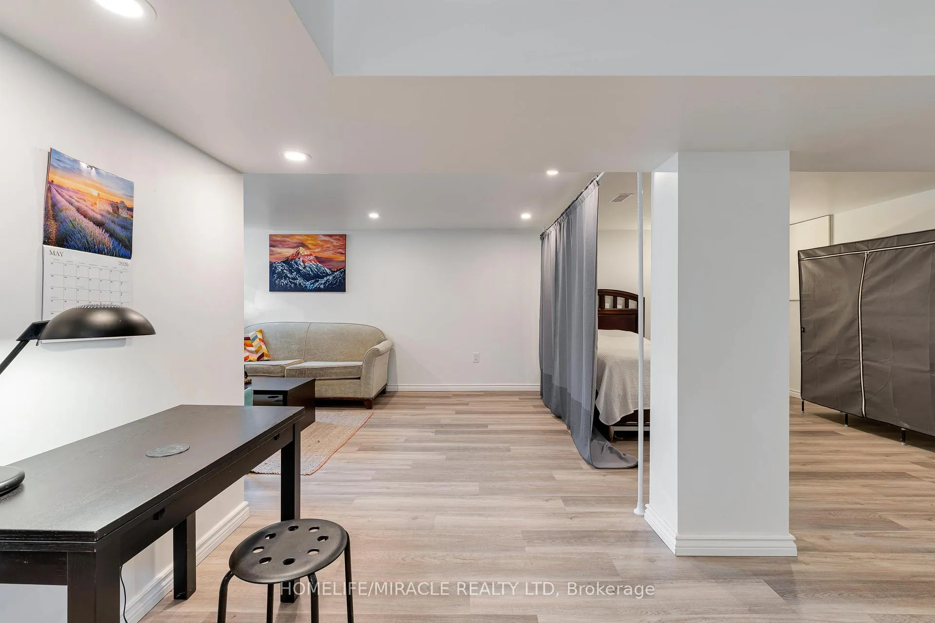 Photo 30 of 32 Durham Road, Hamilton, Stoney Creek — HOMEH