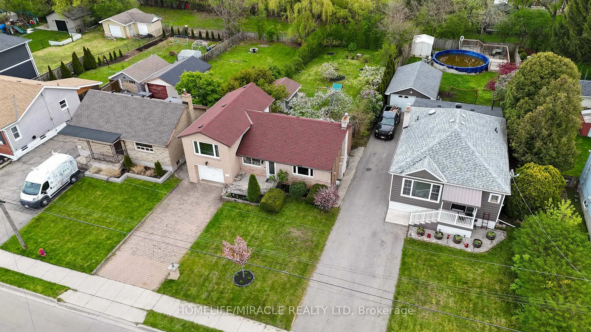 Photo 45 of 32 Durham Road, Hamilton, Stoney Creek — HOMEH