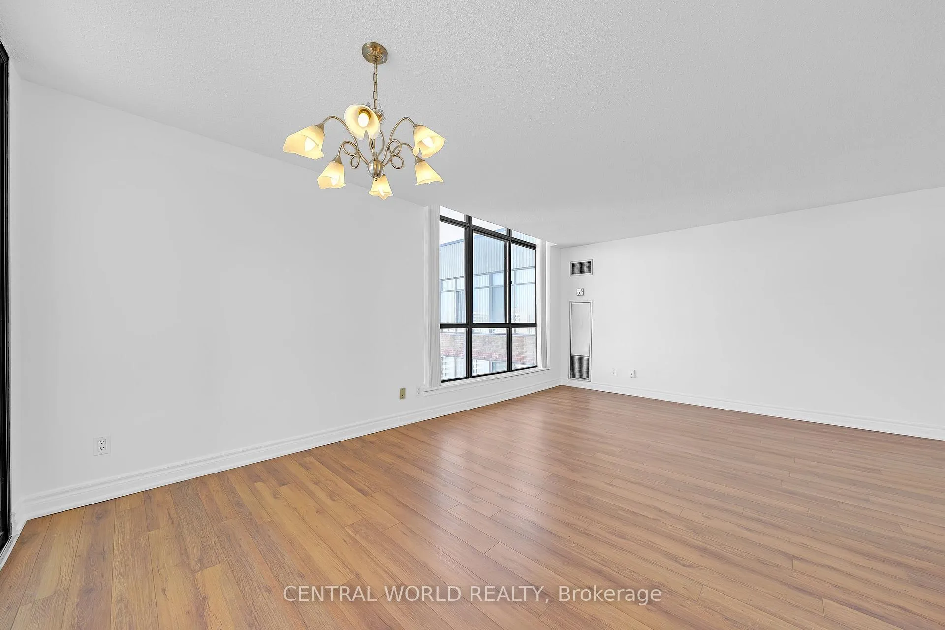 Photo 14 of 75 Bamburgh Circle, Scarborough, Steeles — HOMEH