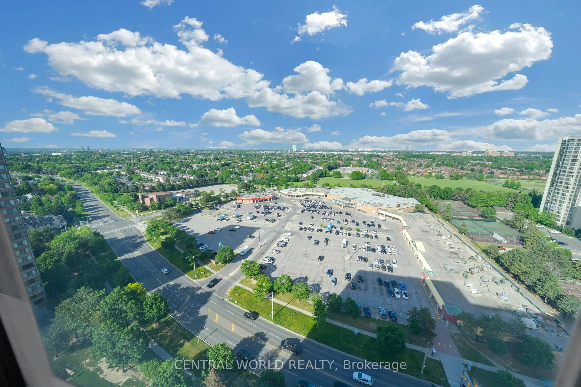 Photo 30 of 75 Bamburgh Circle, Scarborough, Steeles — HOMEH