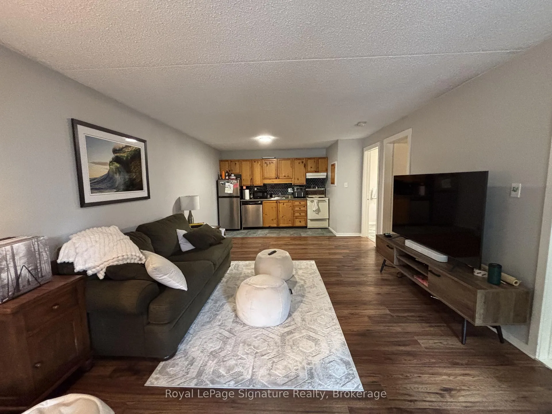 Photo 3 of Unit 717, 11 Dawson Drive, Collingwood — HOMEH