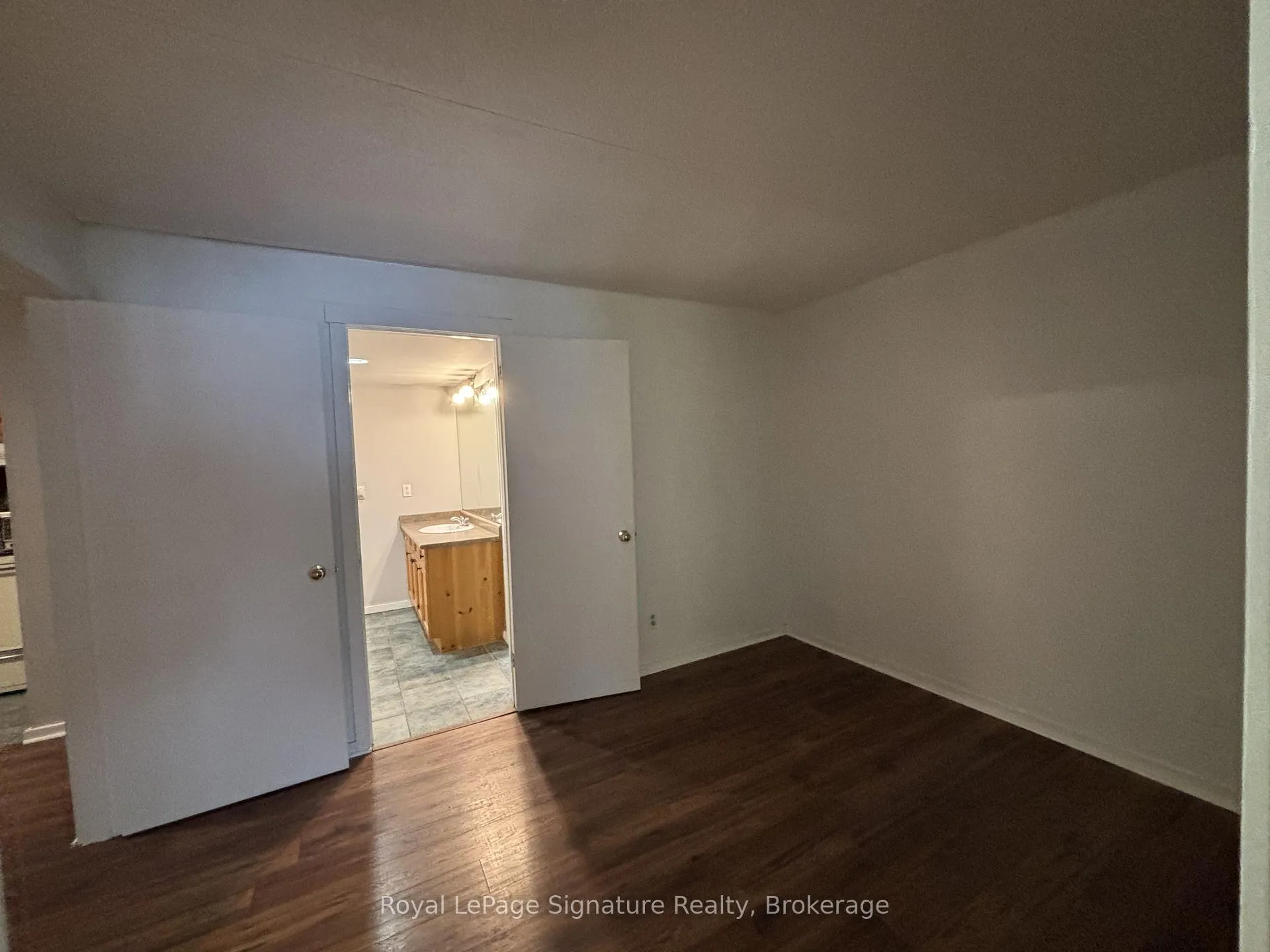 Photo 12 of Unit 717, 11 Dawson Drive, Collingwood — HOMEH