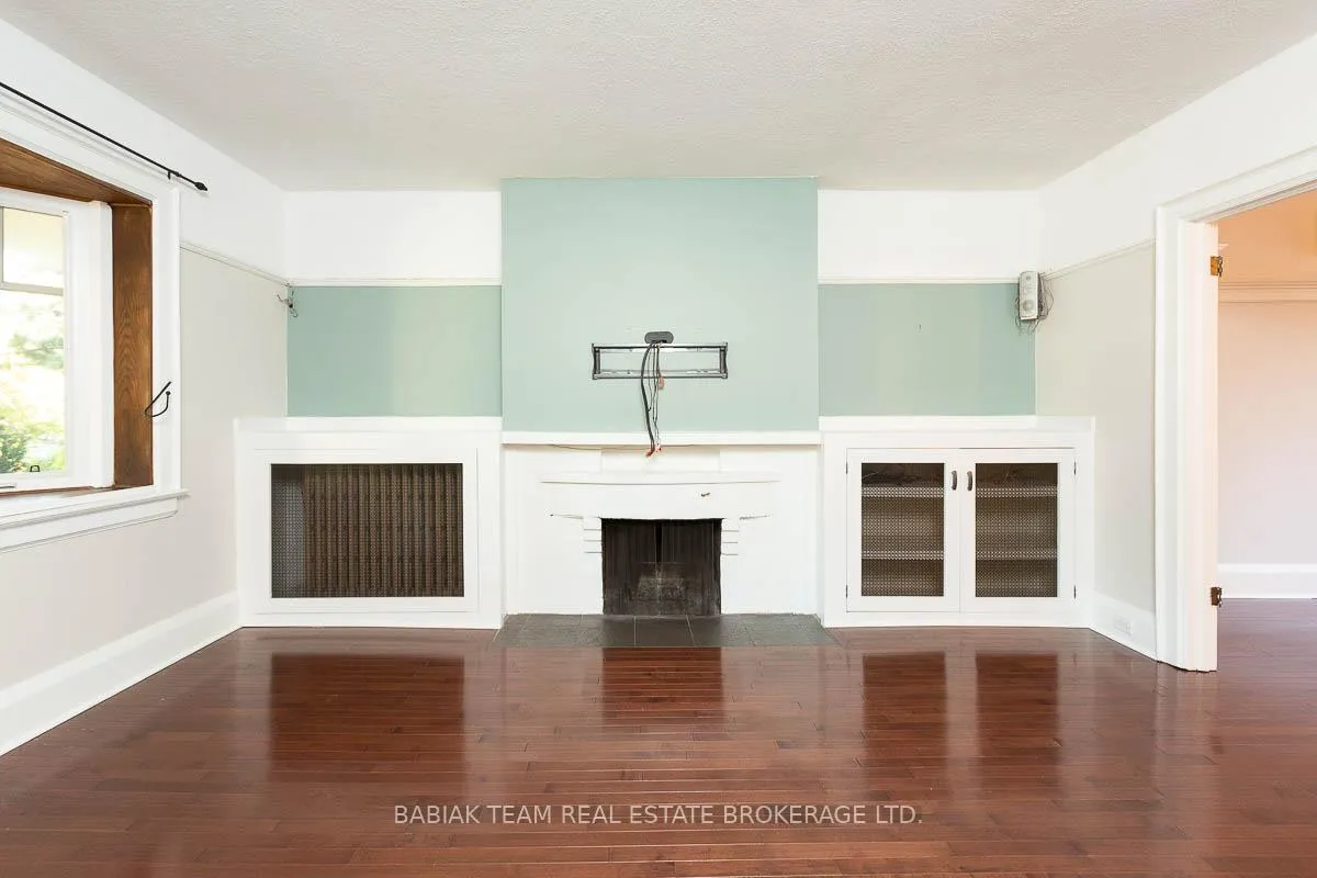 Photo 4 of 94 Woodside Avenue, Toronto, High Park North — HOMEH
