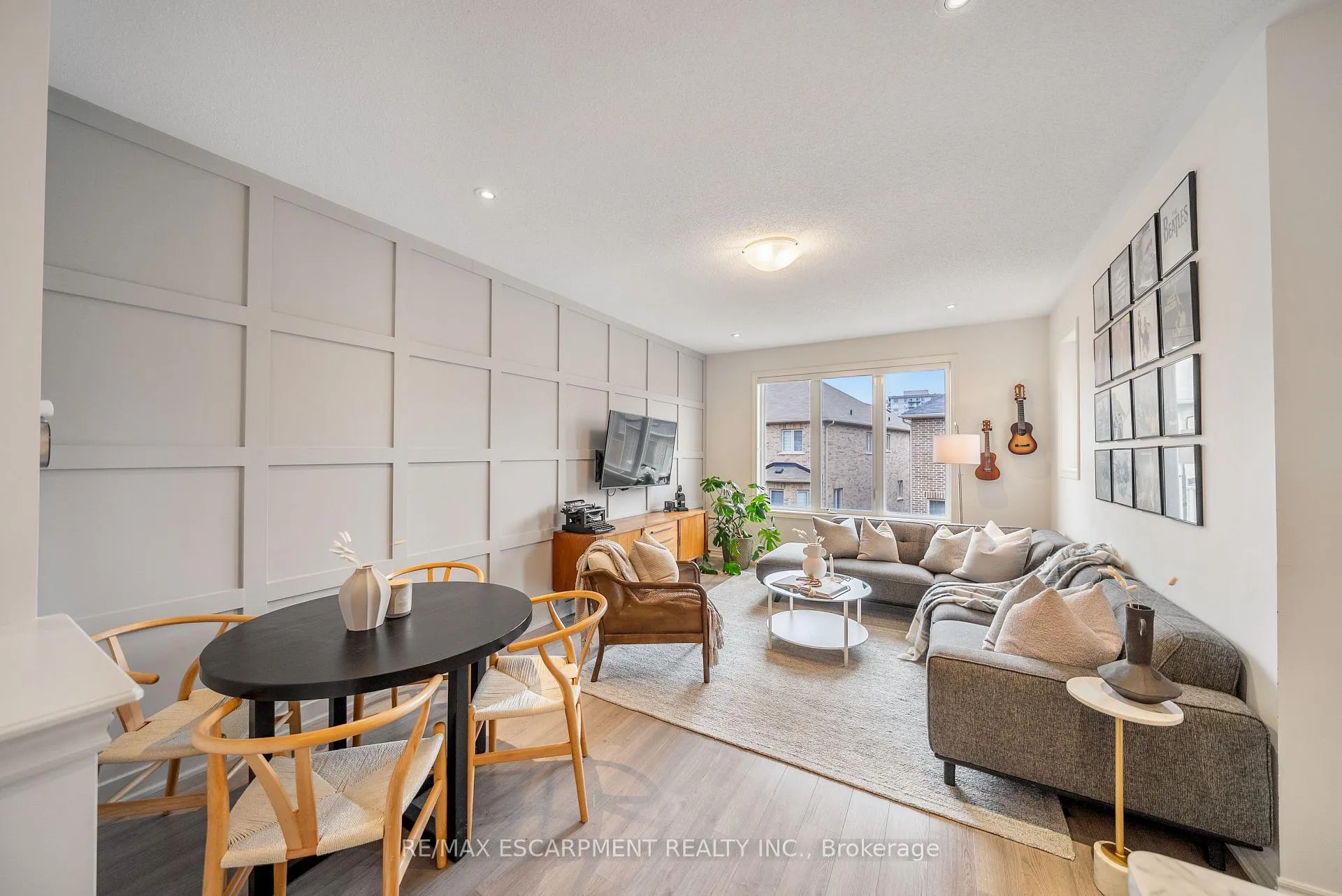 Photo 14 of 223 Skinner Road, Hamilton, Waterdown — HOMEH