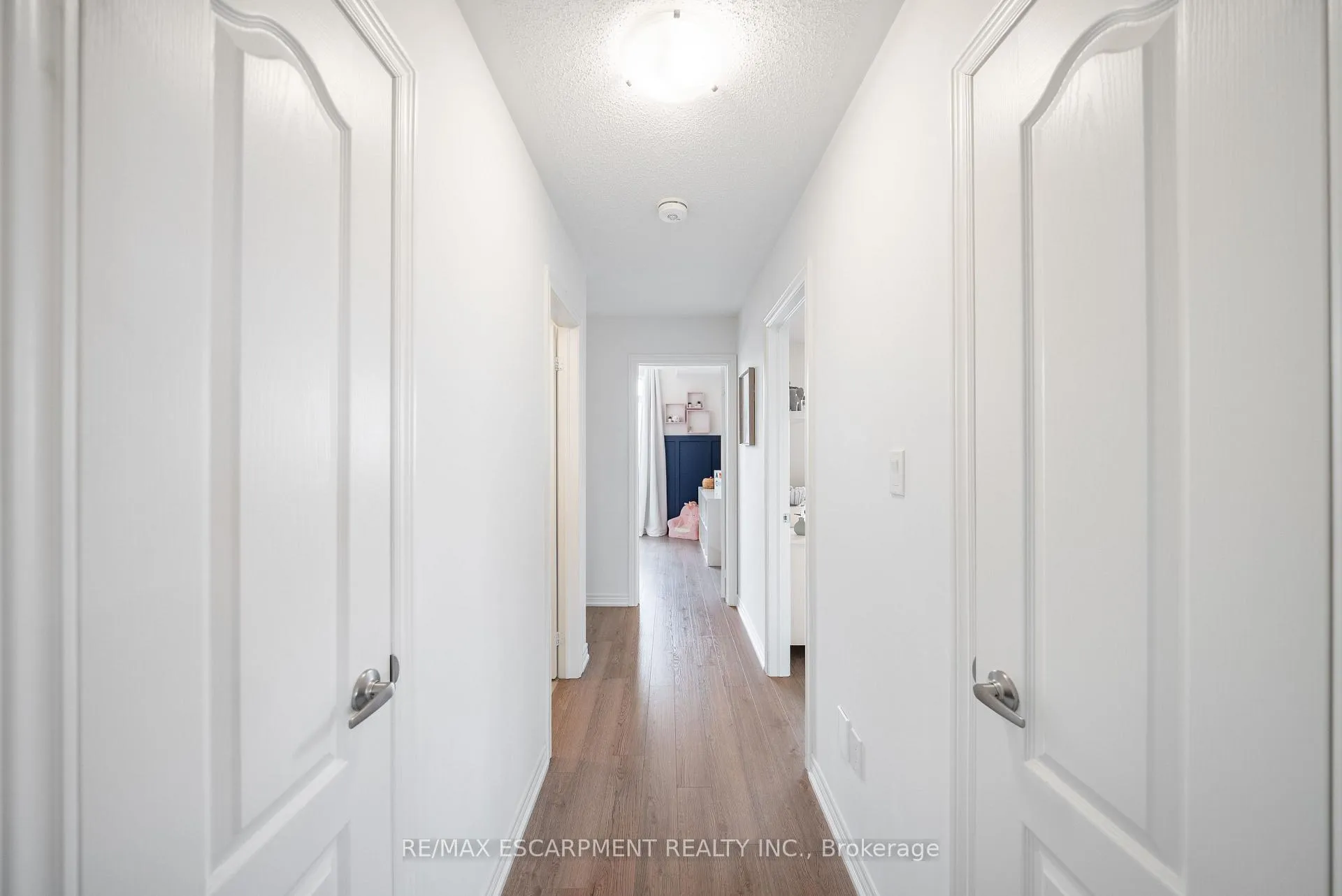 Photo 19 of 223 Skinner Road, Hamilton, Waterdown — HOMEH