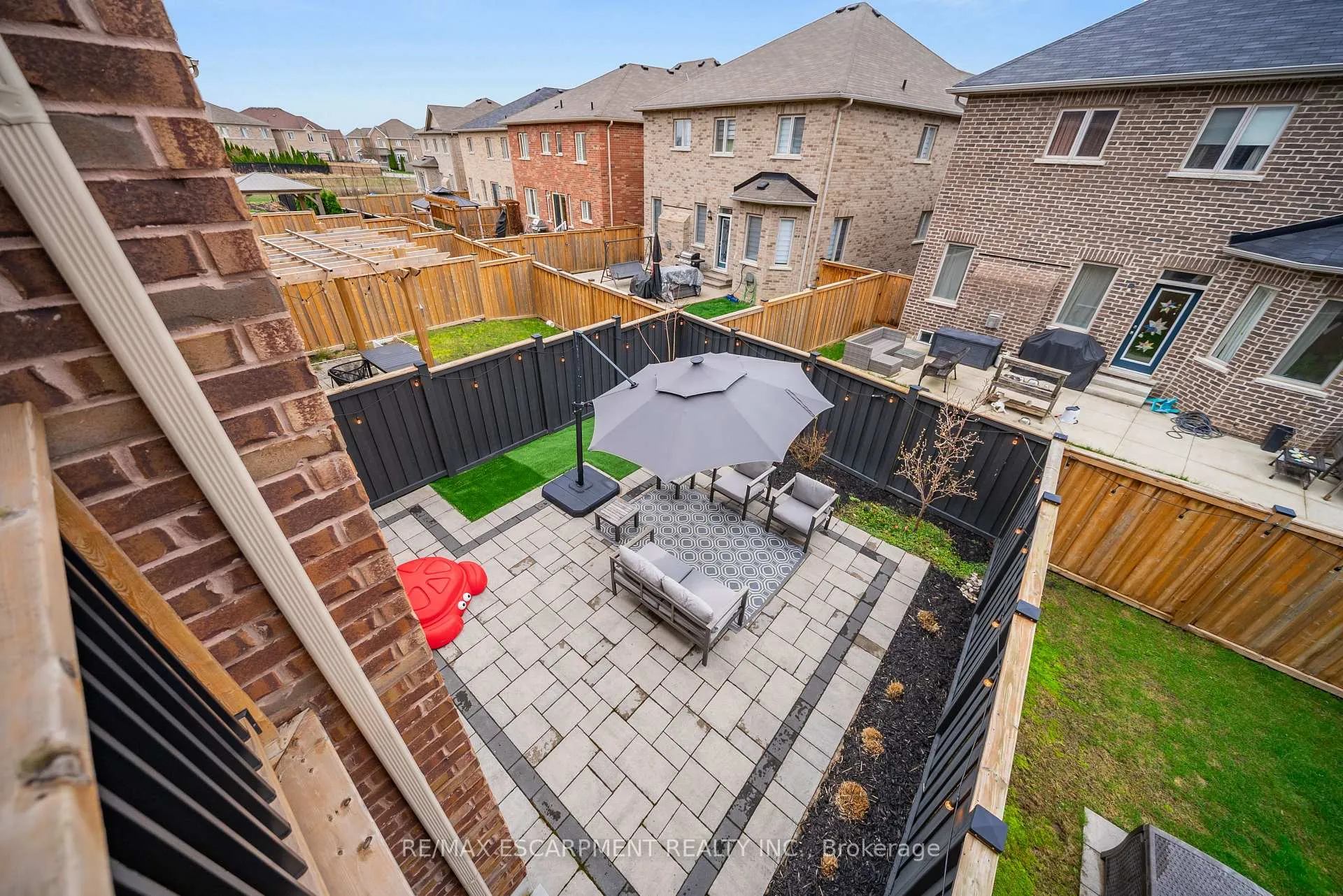 Photo 39 of 223 Skinner Road, Hamilton, Waterdown — HOMEH