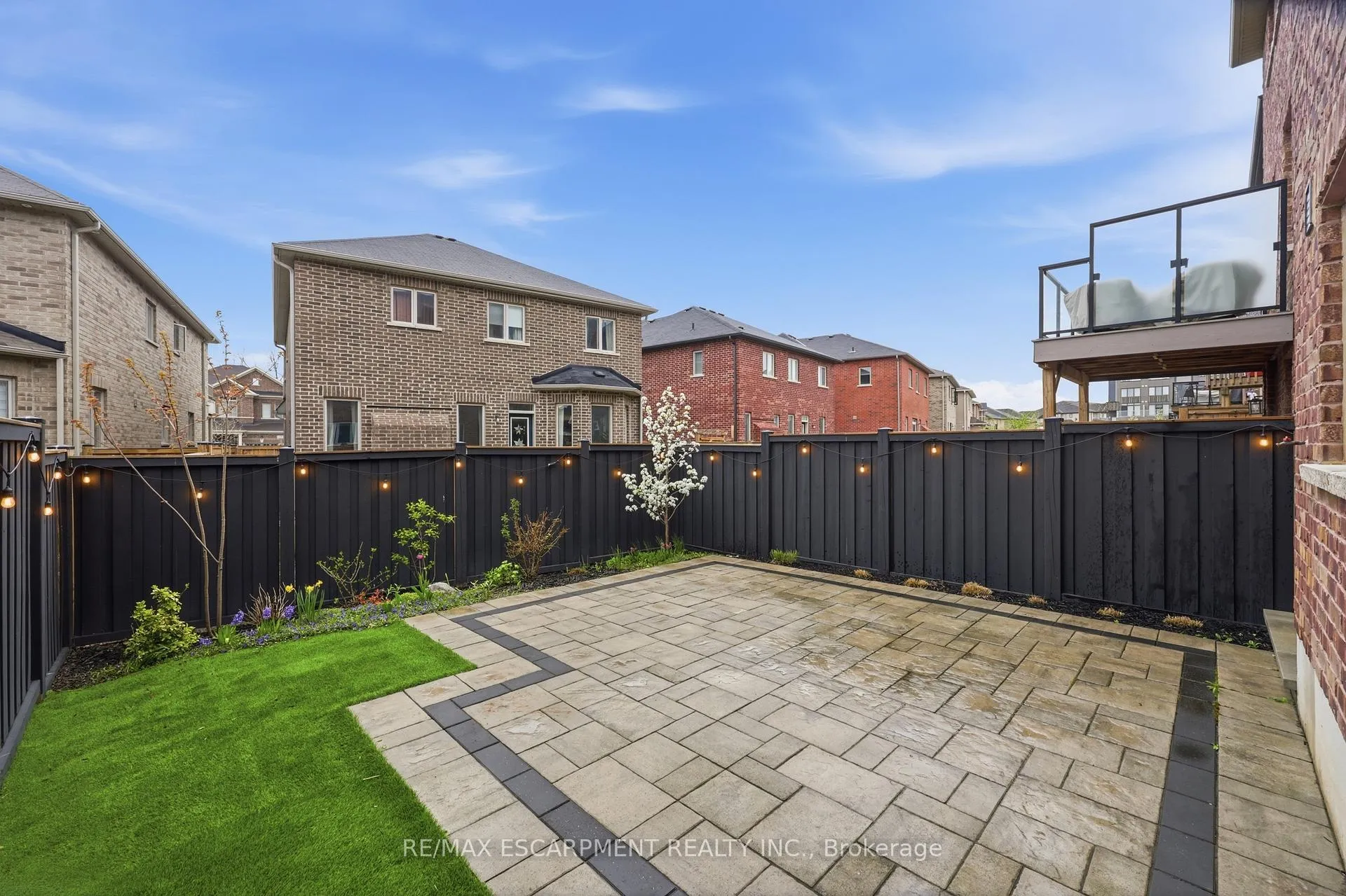 Photo 41 of 223 Skinner Road, Hamilton, Waterdown — HOMEH