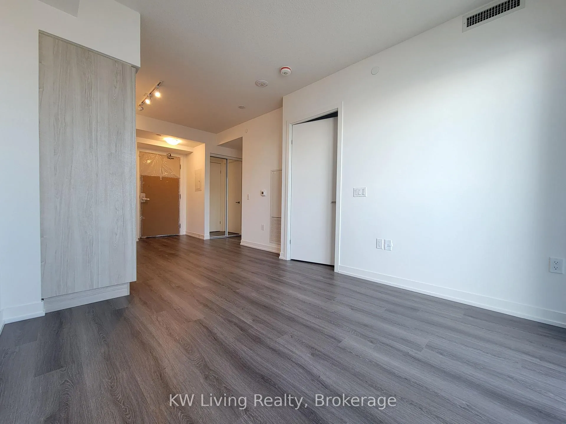 Photo 6 of Unit 3105, 138 Downes Street, Toronto, Waterfront Communities — HOMEH