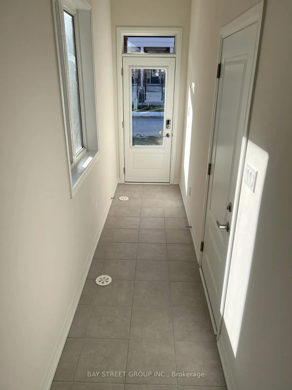 Photo 2 of 89 Carneros Avenue, Markham, Box Grove — HOMEH