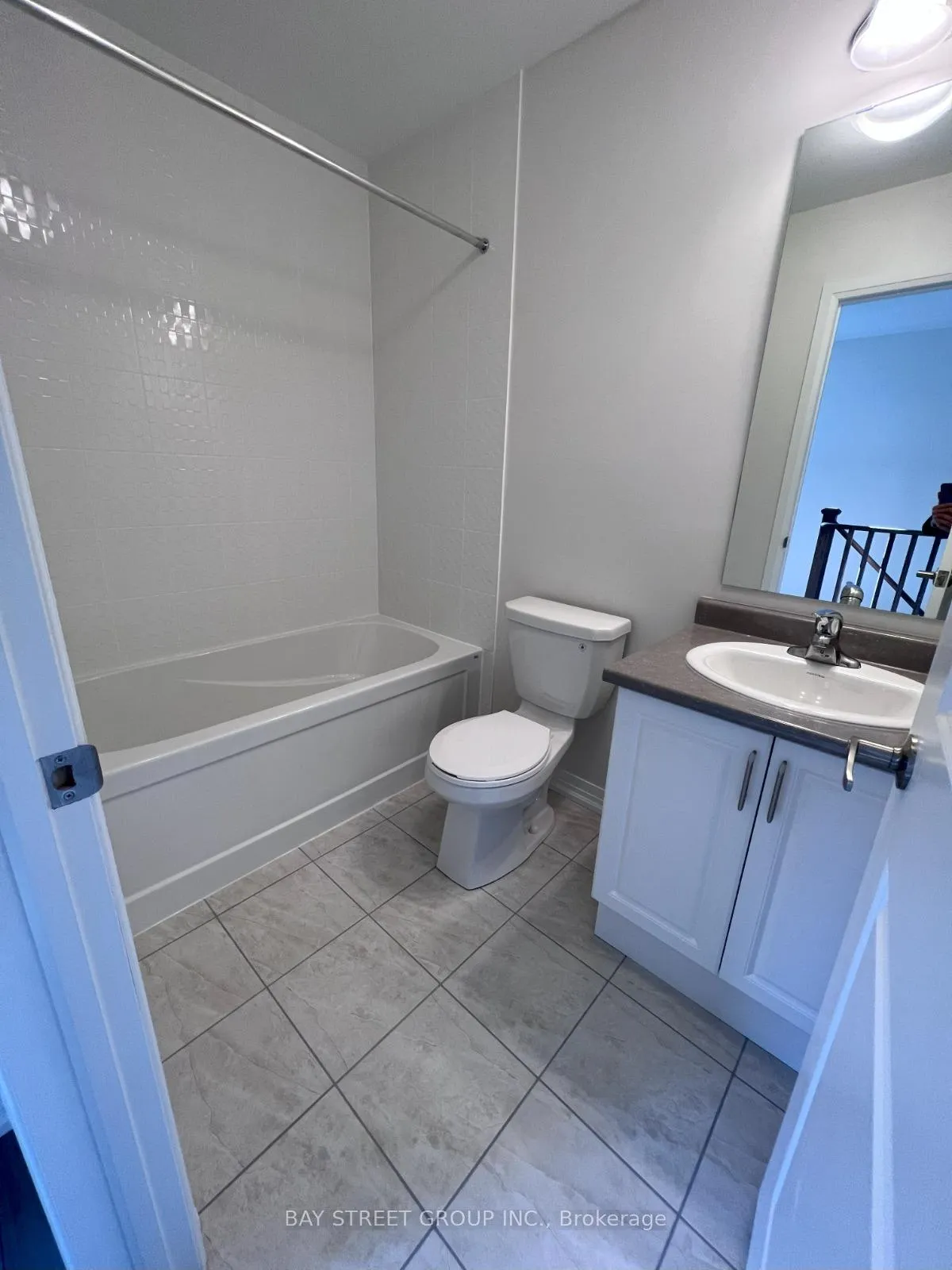 Photo 3 of 89 Carneros Avenue, Markham, Box Grove — HOMEH
