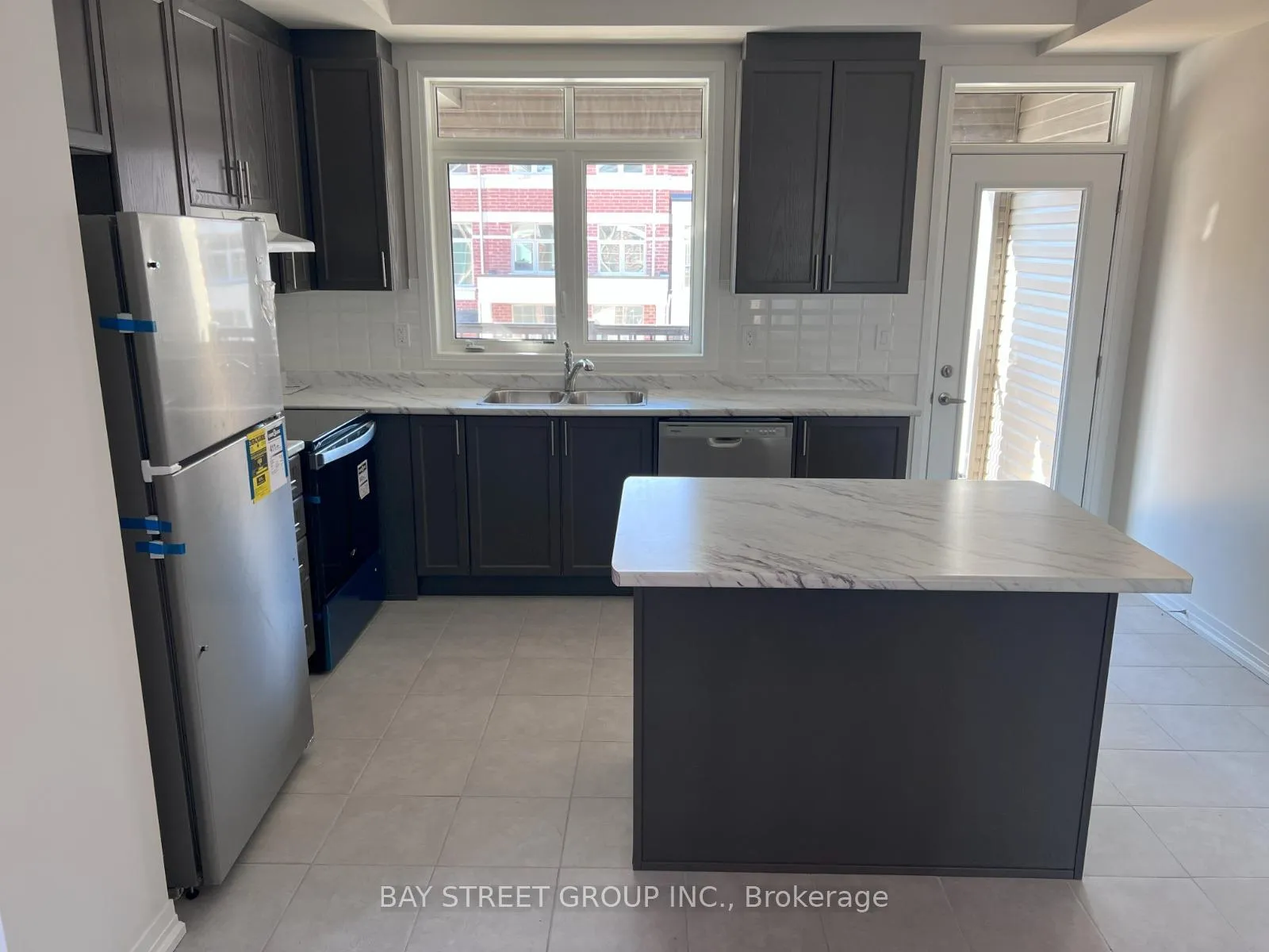 Photo 7 of 89 Carneros Avenue, Markham, Box Grove — HOMEH