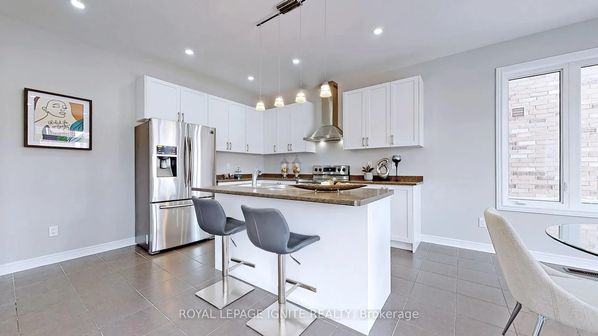 Photo 16 of 110 Barlow Place, Brant, Paris — HOMEH