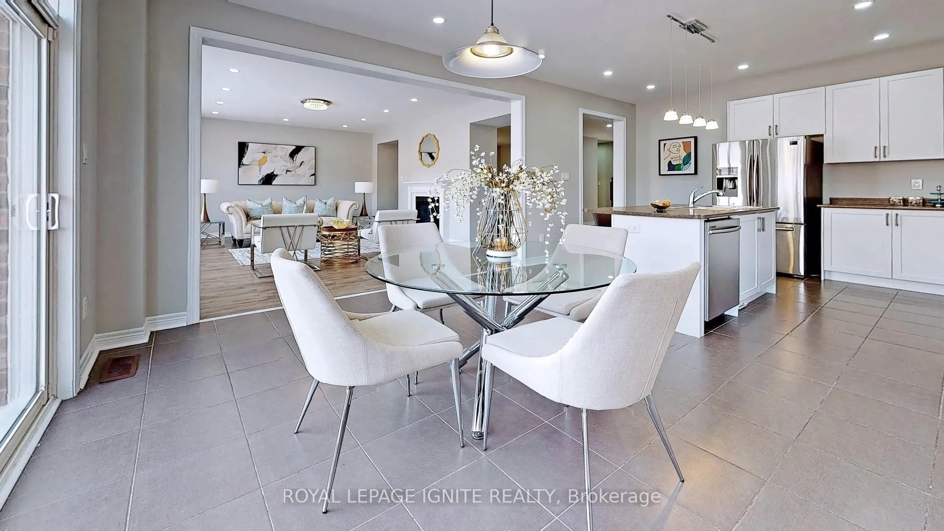 Photo 23 of 110 Barlow Place, Brant, Paris — HOMEH