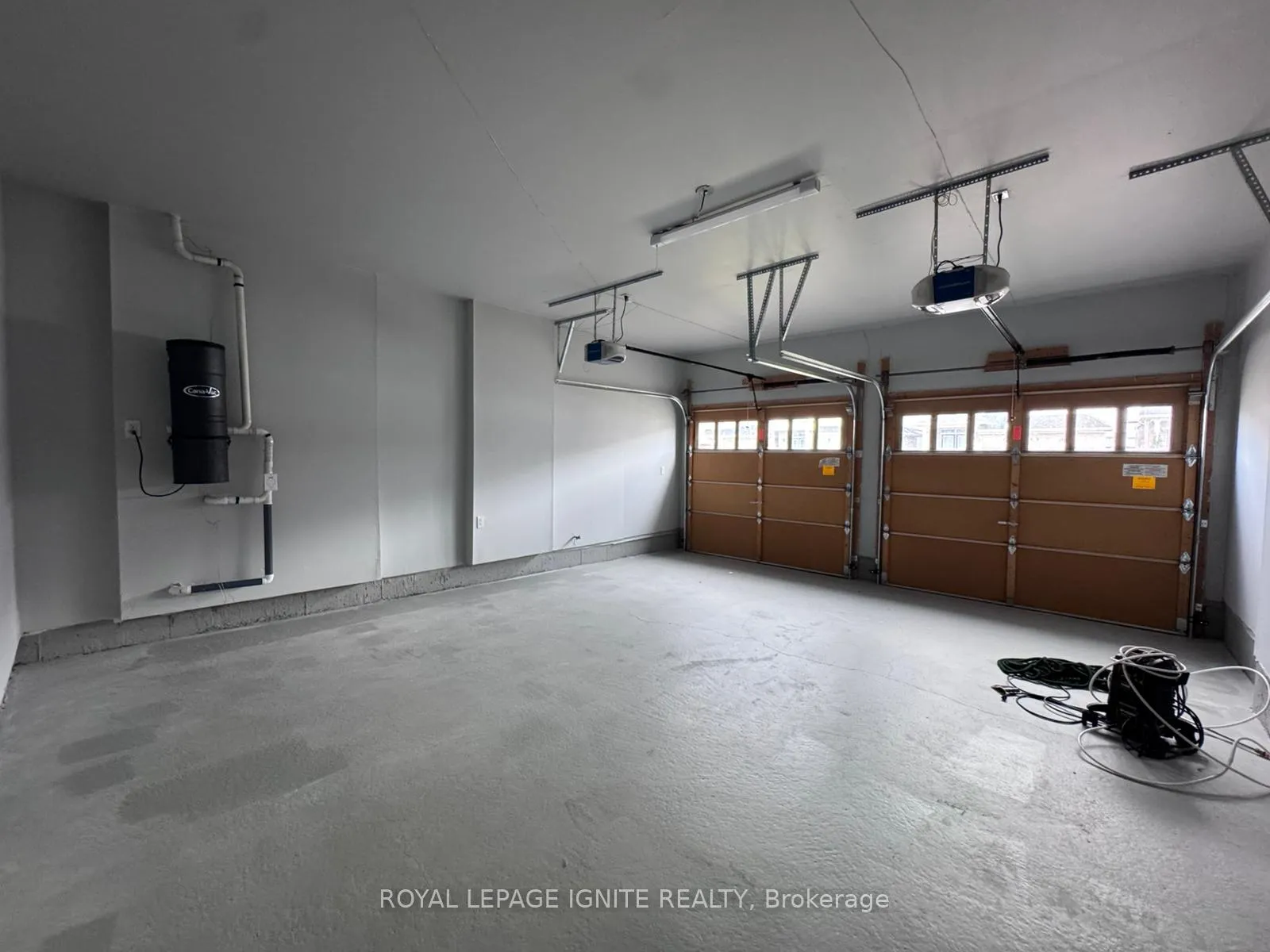 Photo 49 of 110 Barlow Place, Brant, Paris — HOMEH