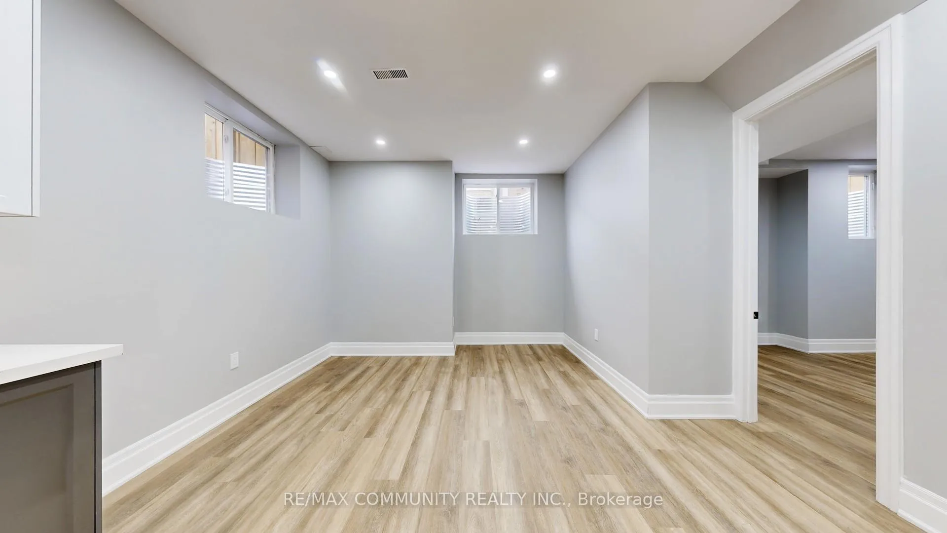 Photo 5 of 1580A Honey Locust Place, Pickering, Rural Pickering — HOMEH