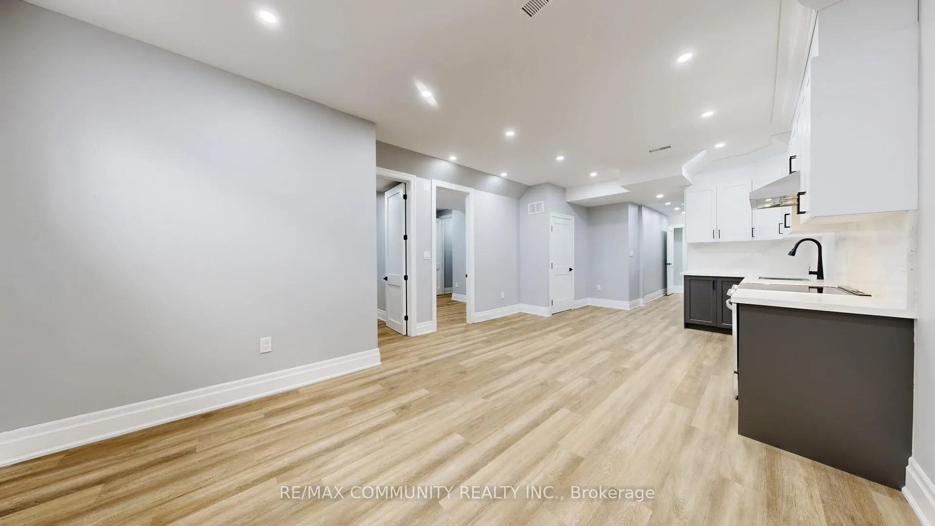 Photo 10 of 1580A Honey Locust Place, Pickering, Rural Pickering — HOMEH