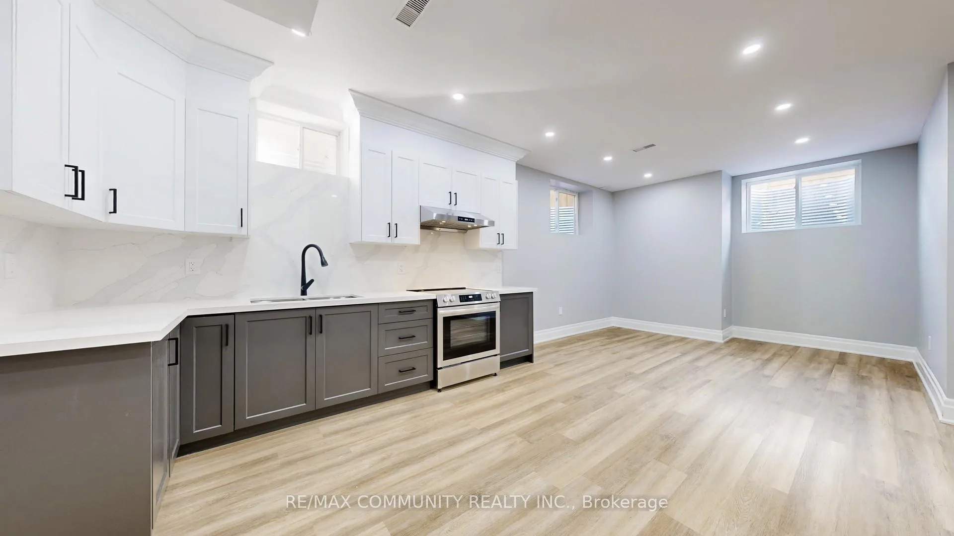 Photo 11 of 1580A Honey Locust Place, Pickering, Rural Pickering — HOMEH