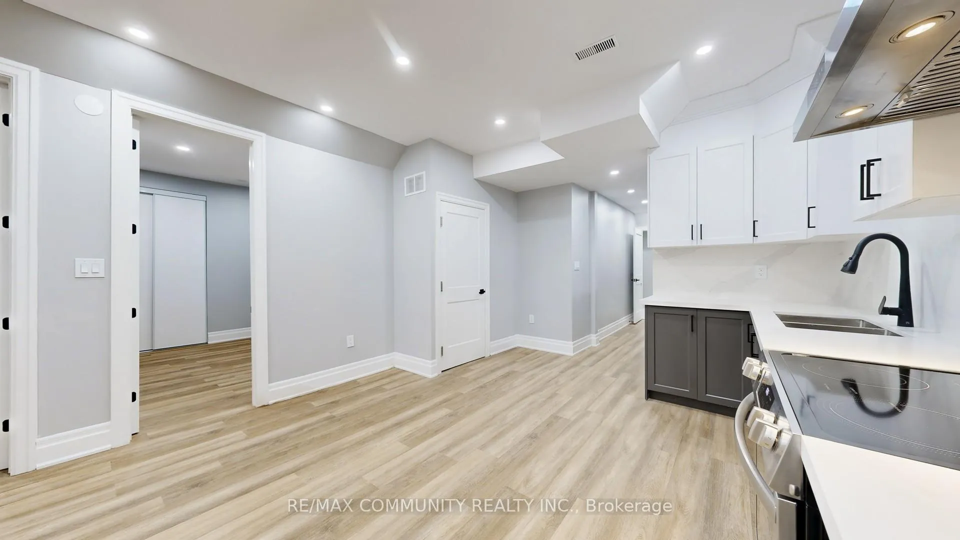 Photo 16 of 1580A Honey Locust Place, Pickering, Rural Pickering — HOMEH