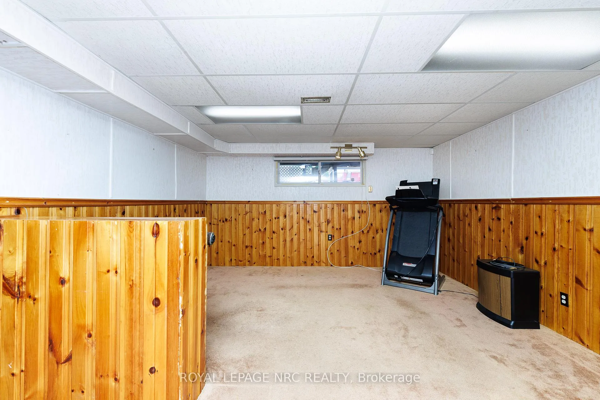 Photo 21 of 36 Appleford Road, St. Catharines, Secord Woods — HOMEH