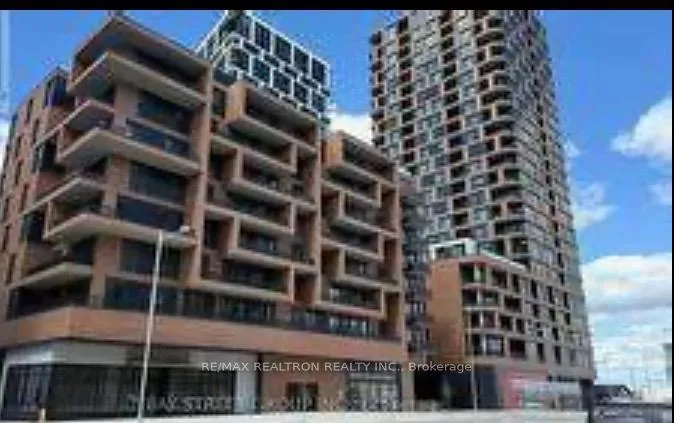 Photo 5 of 38 Simcoe Promenade, Markham, Unionville — HOMEH
