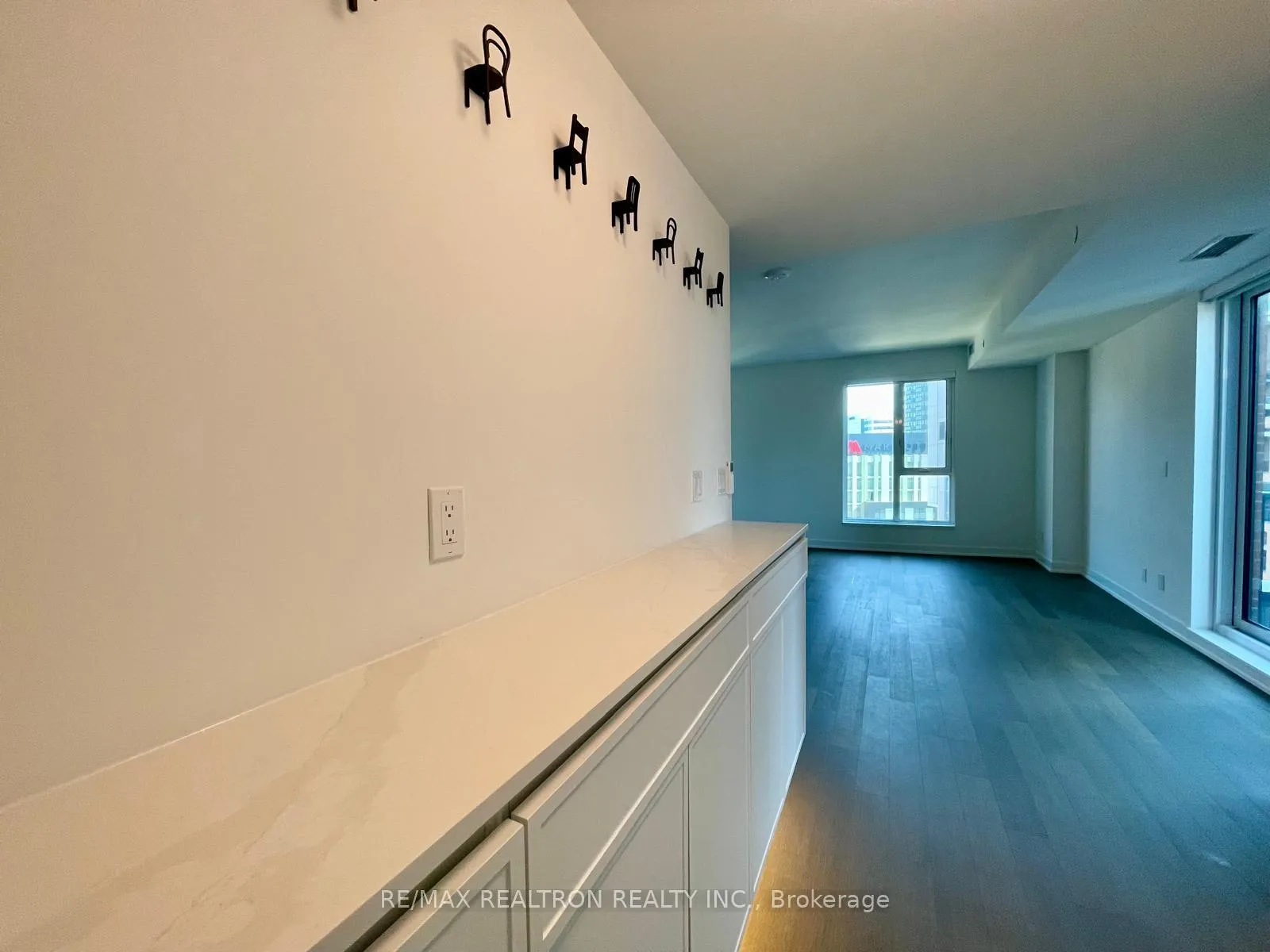 Photo 17 of 38 Simcoe Promenade, Markham, Unionville — HOMEH