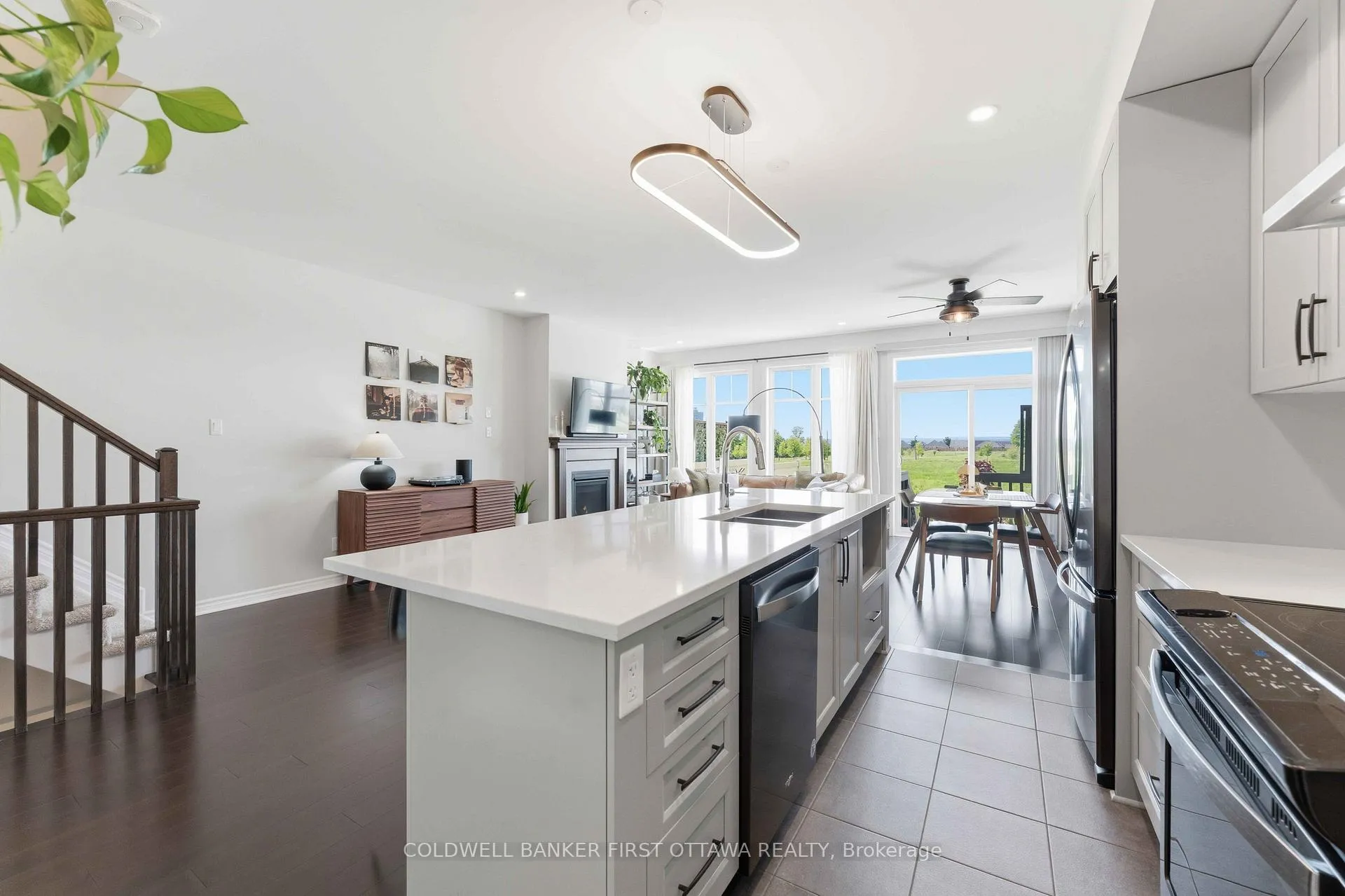 Photo 4 of 369 Mishawashkode Street, Ottawa, Camelot — HOMEH