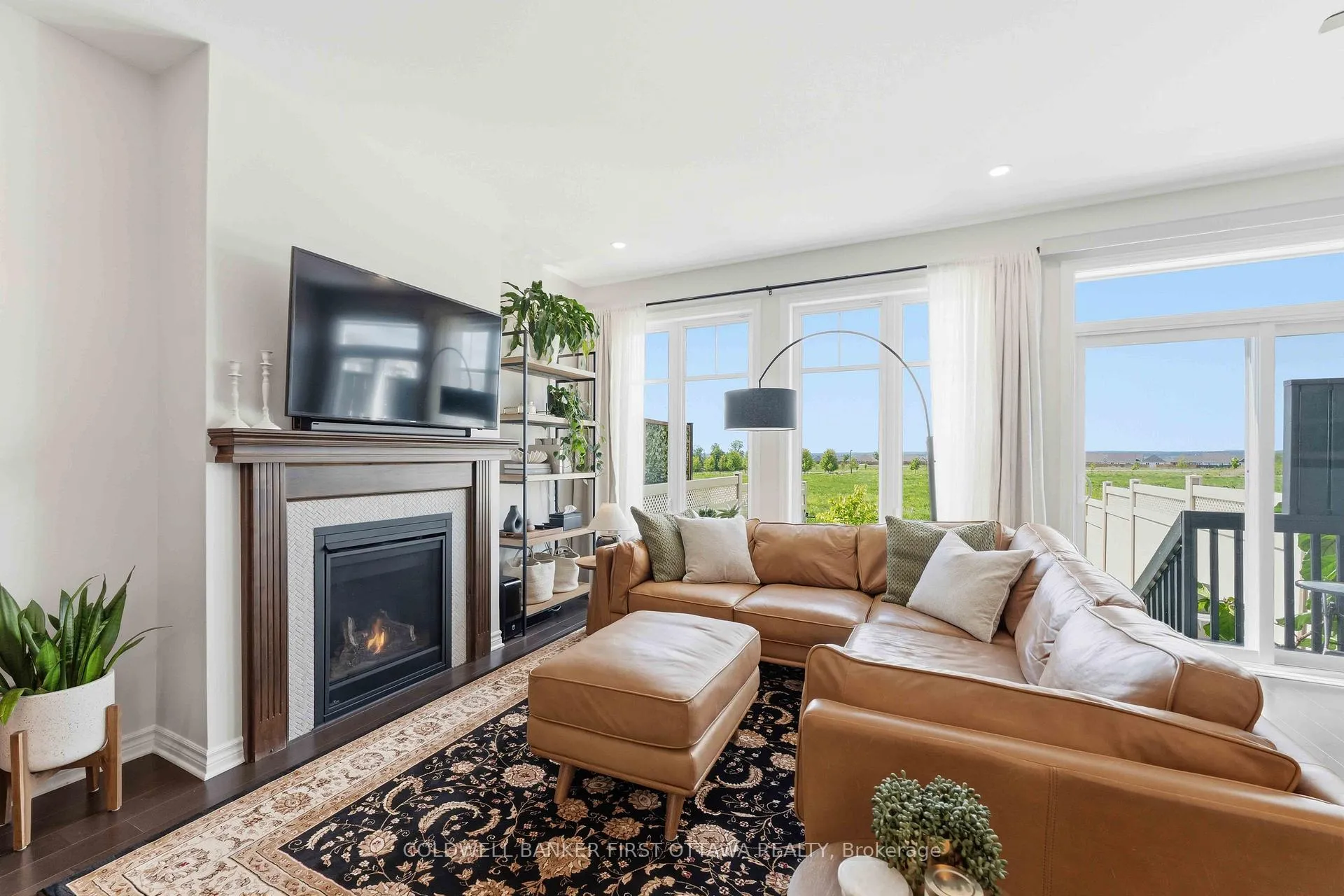 Photo 10 of 369 Mishawashkode Street, Ottawa, Camelot — HOMEH