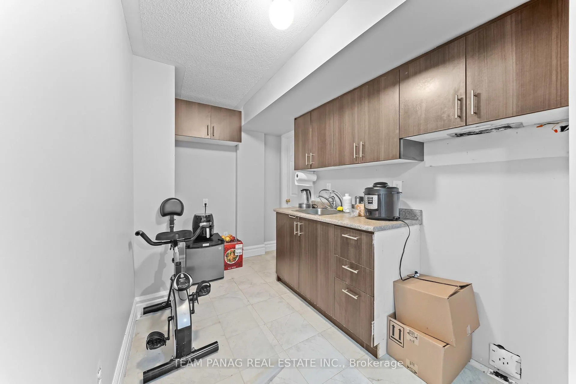Photo 37 of 195 Checkerberry Crescent, Brampton, Sandringham-Wellington — HOMEH