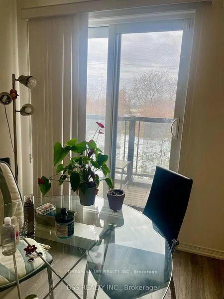 Photo 3 of Unit 43, 500 Kingbird Grove, Scarborough, Rouge — HOMEH