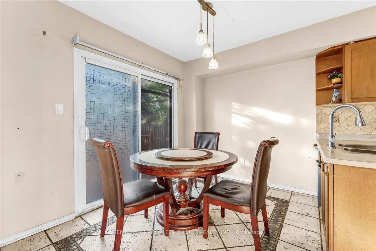 Photo 15 of 32 Albright Road, Brampton, Fletcher's Creek Village — HOMEH
