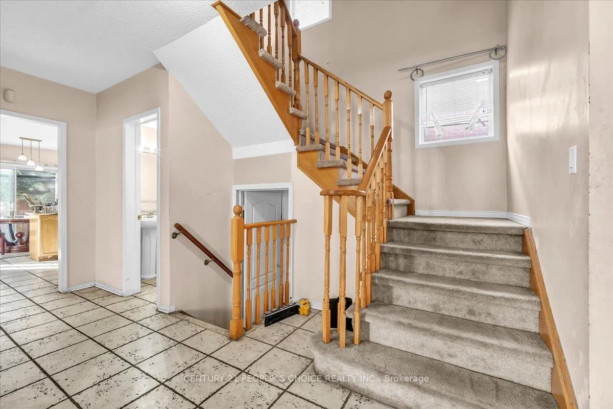 Photo 20 of 32 Albright Road, Brampton, Fletcher's Creek Village — HOMEH