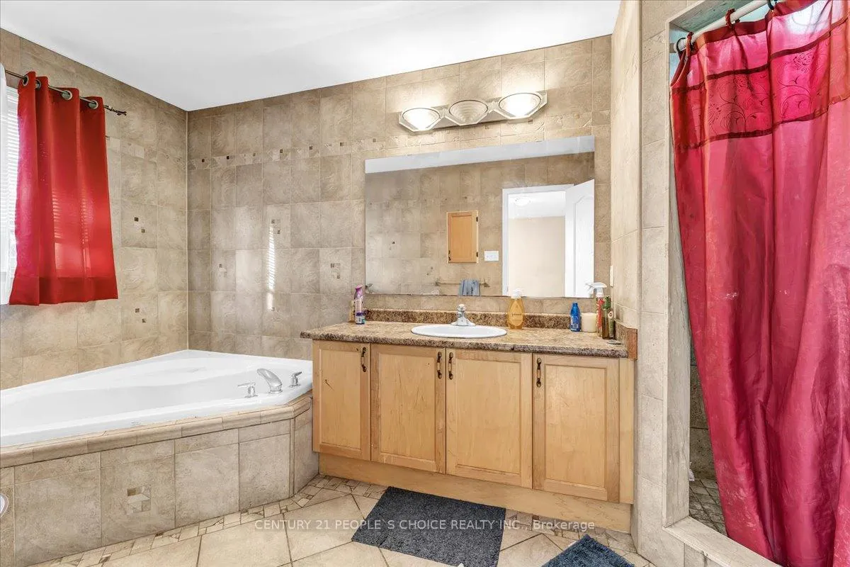 Photo 23 of 32 Albright Road, Brampton, Fletcher's Creek Village — HOMEH