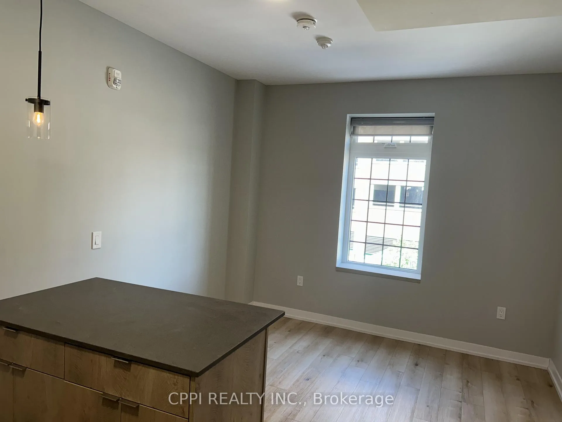 Photo 3 of Unit 313, 70 King Street E, Oshawa, Central — HOMEH