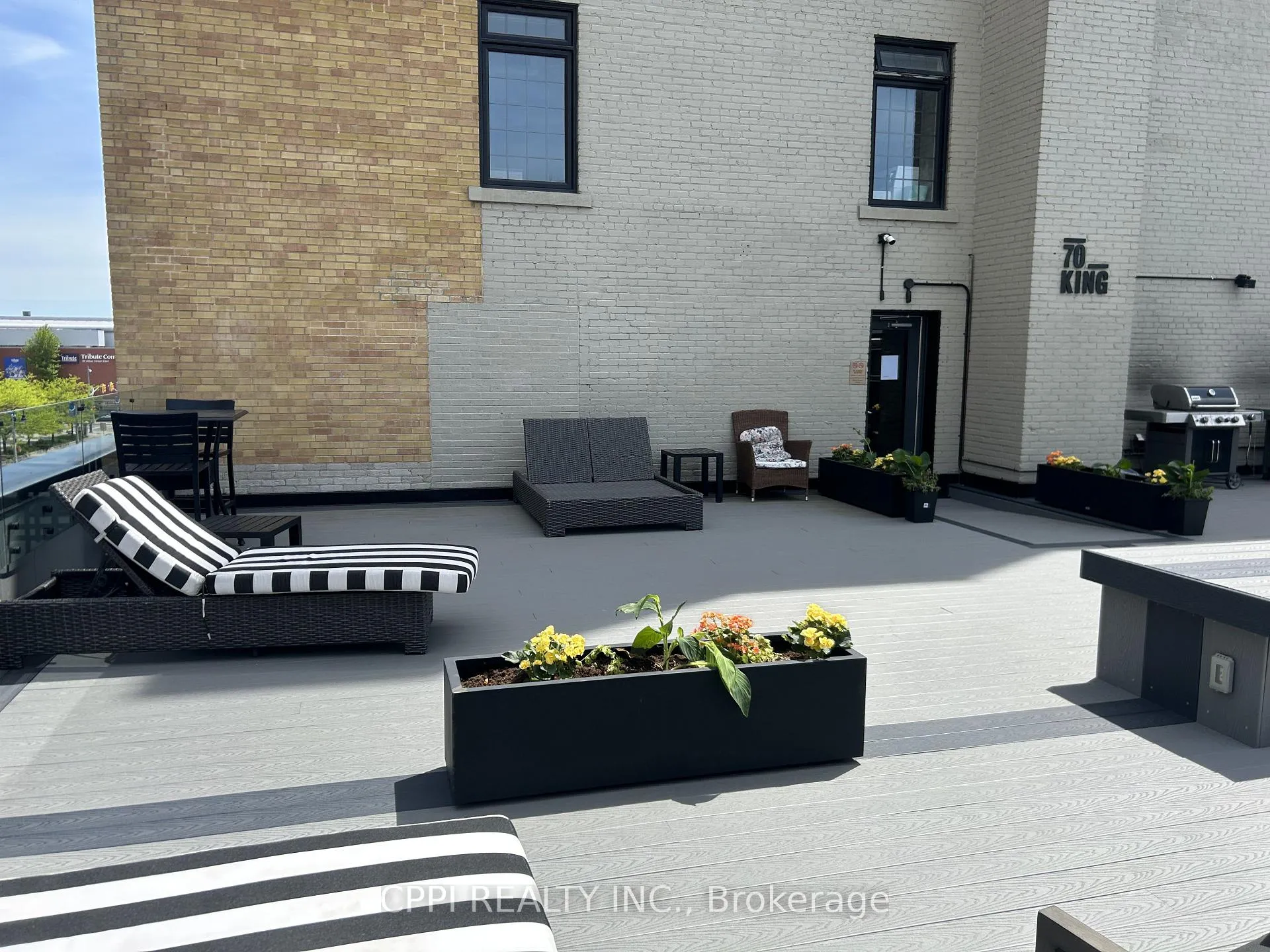 Photo 6 of Unit 313, 70 King Street E, Oshawa, Central — HOMEH