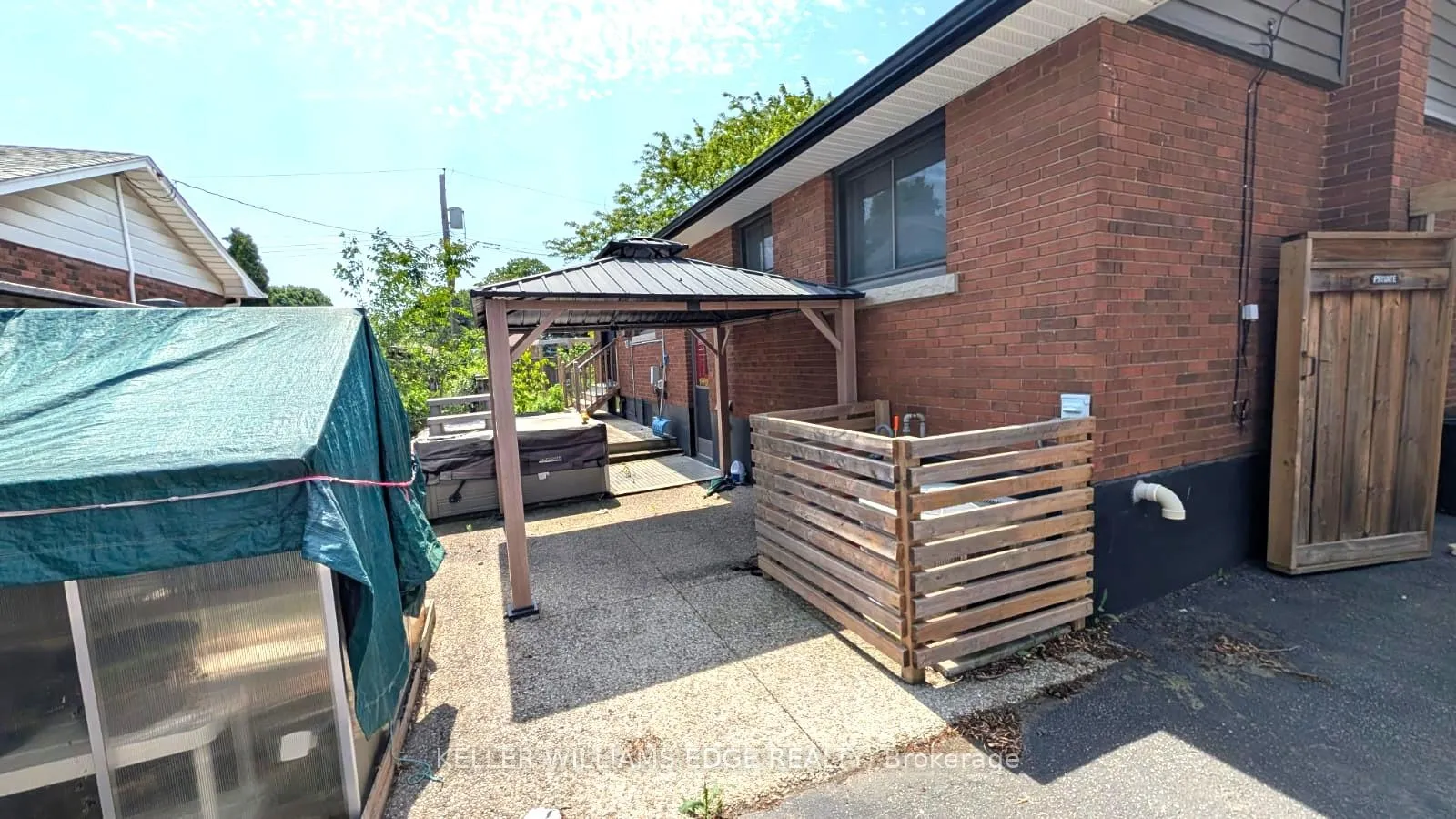 Photo 5 of 505 Karen Drive, Burlington, Brant — HOMEH