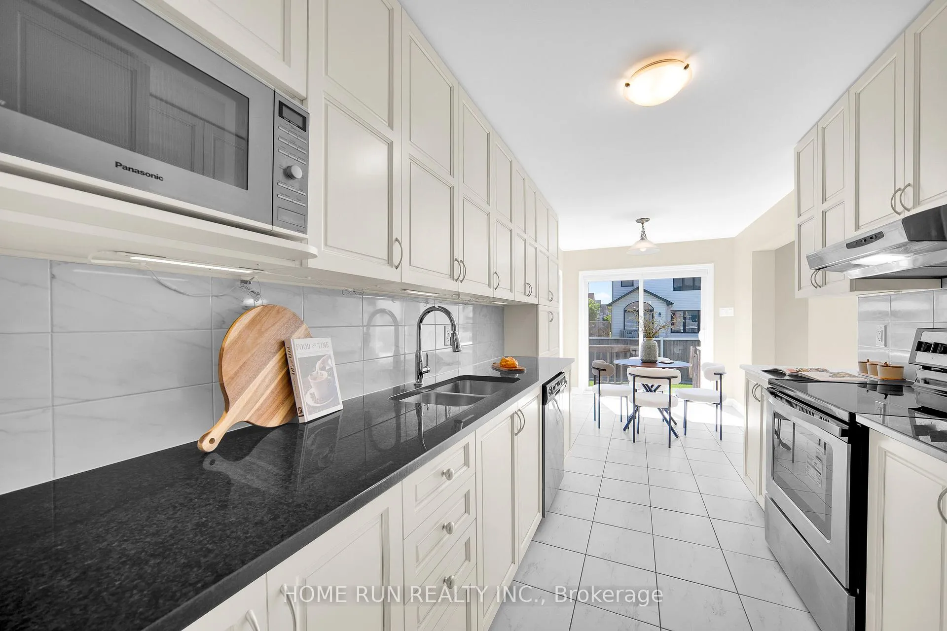 Photo 13 of 219 Halyard Way, Ottawa, Kanata - Kanata Lakes/Heritage Hills — HOMEH