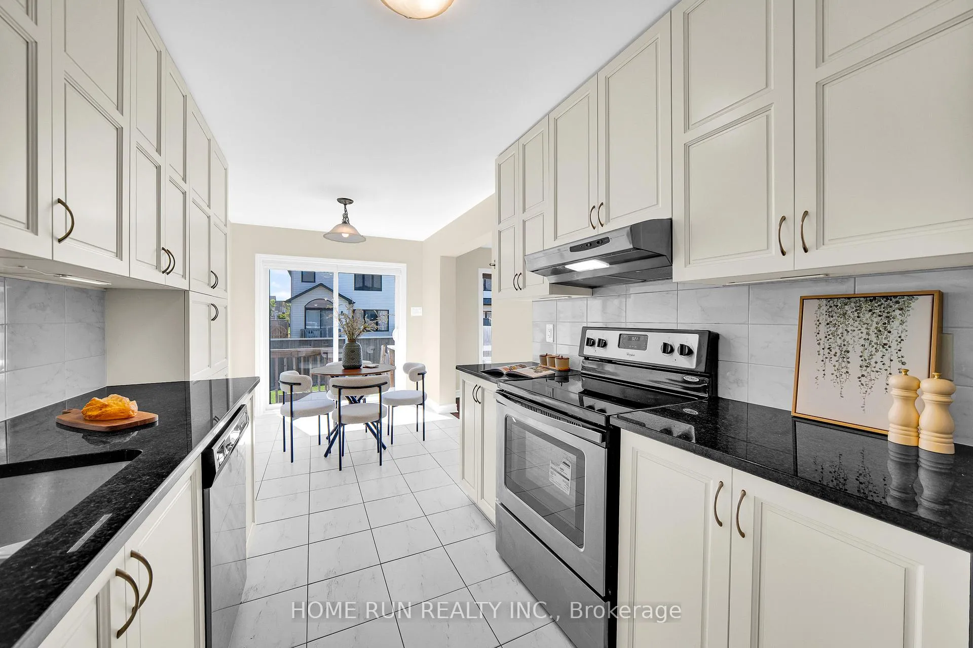 Photo 14 of 219 Halyard Way, Ottawa, Kanata - Kanata Lakes/Heritage Hills — HOMEH